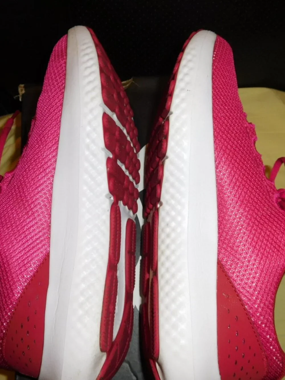 Under Armour excellent like